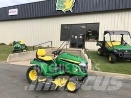 John Deere X570 小型拖拉机