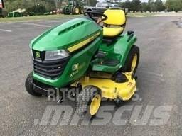 John Deere X570 小型拖拉机