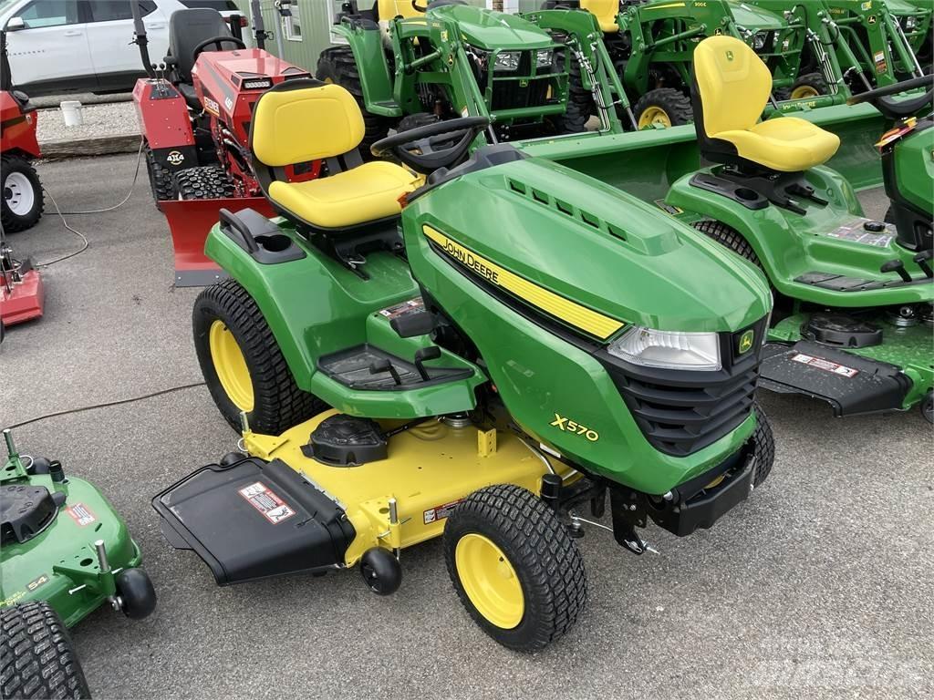 John Deere X570 小型拖拉机