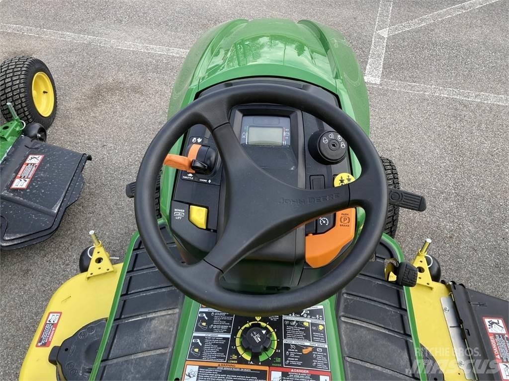 John Deere X570 小型拖拉机