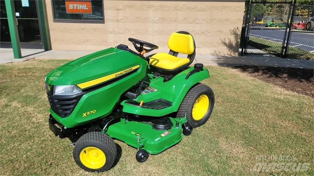 John Deere X570 小型拖拉机