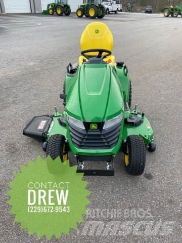 John Deere X580 小型拖拉机