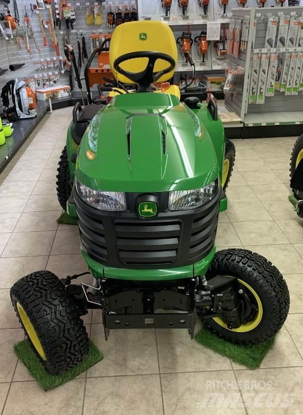 John Deere X739 小型拖拉机