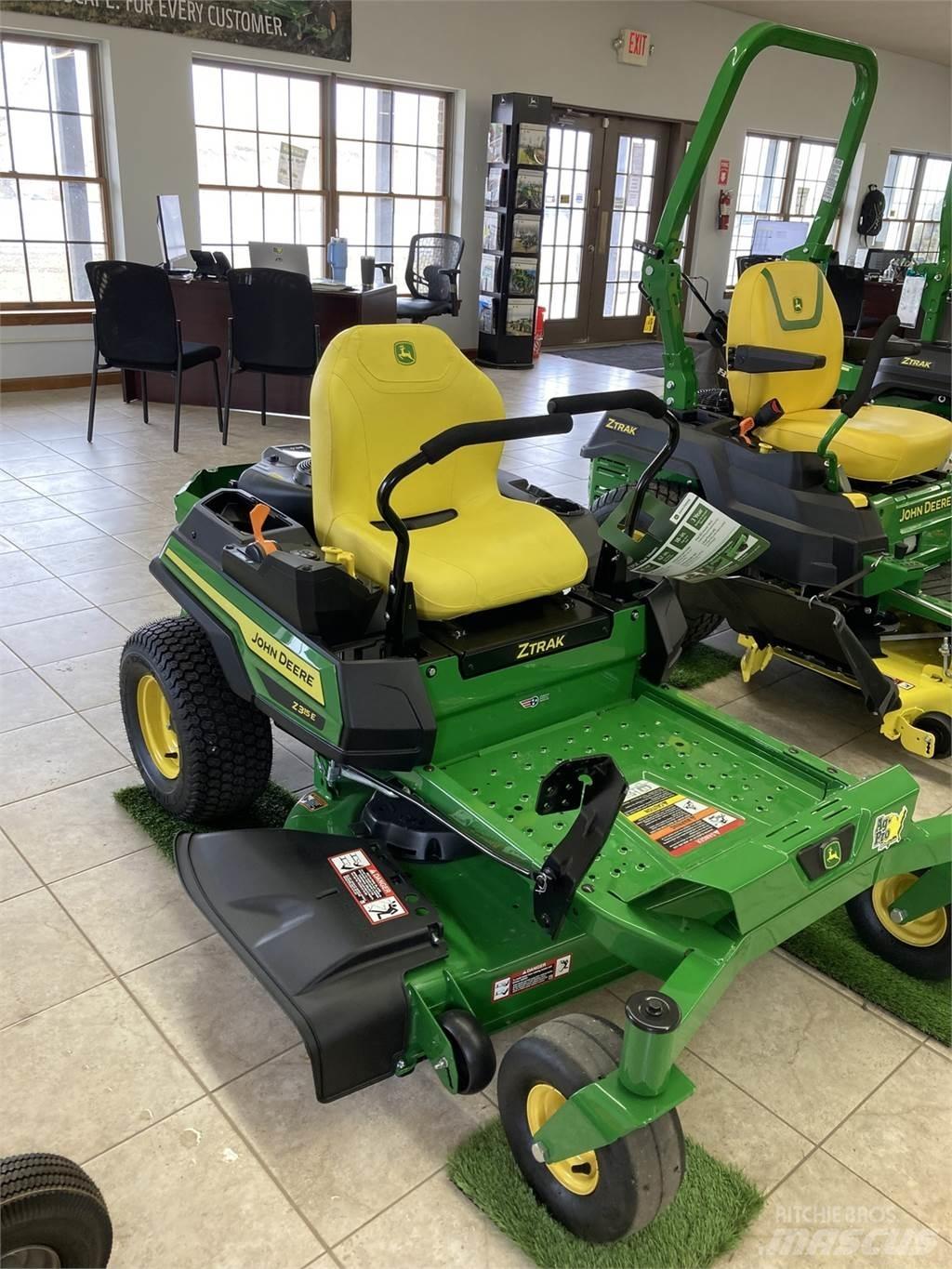 John Deere Z315E 零回转割草机