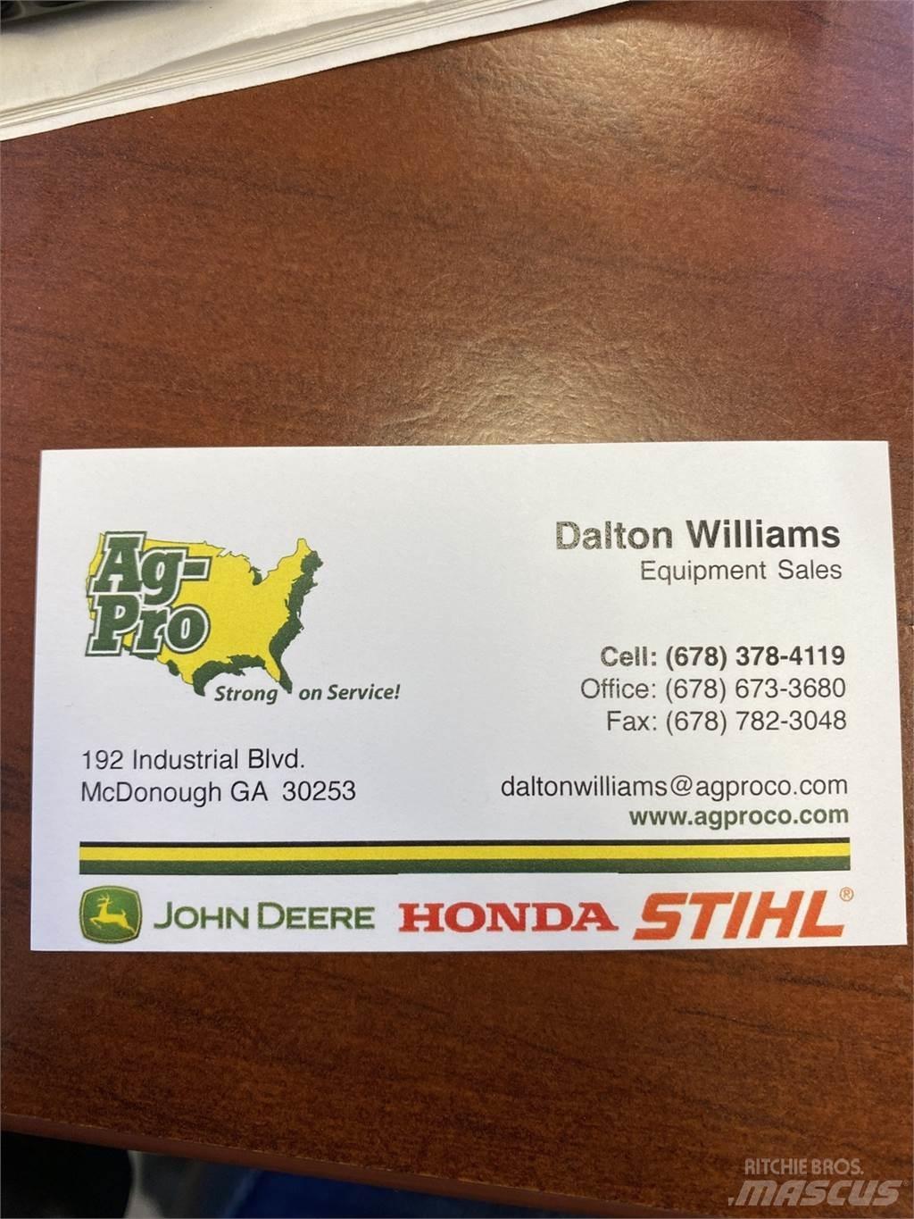 John Deere Z320R 零回转割草机