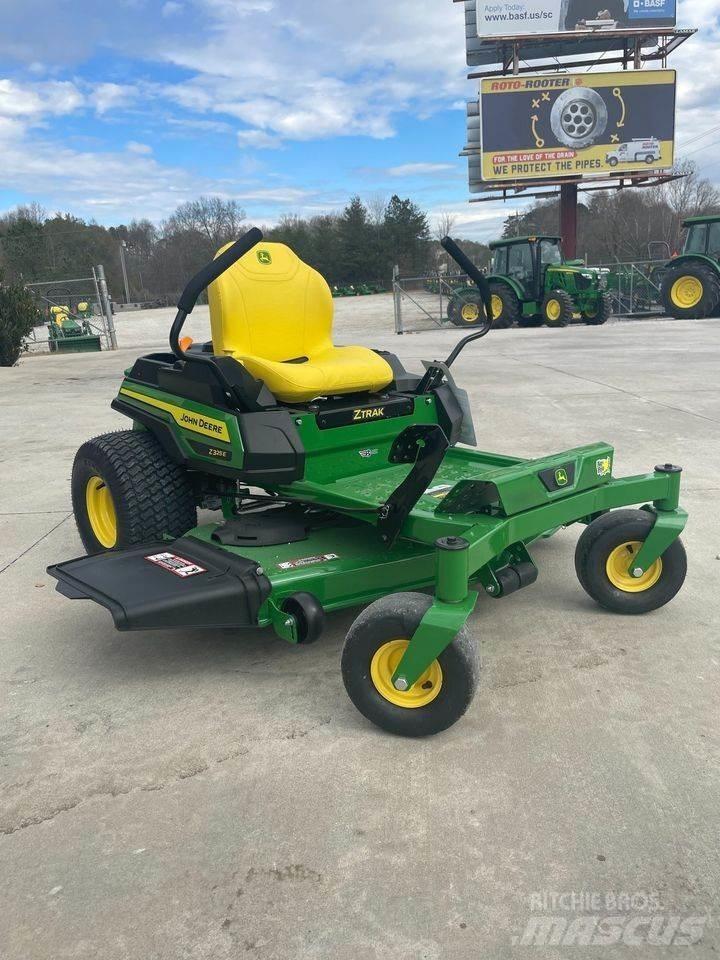 John Deere Z325E 零回转割草机