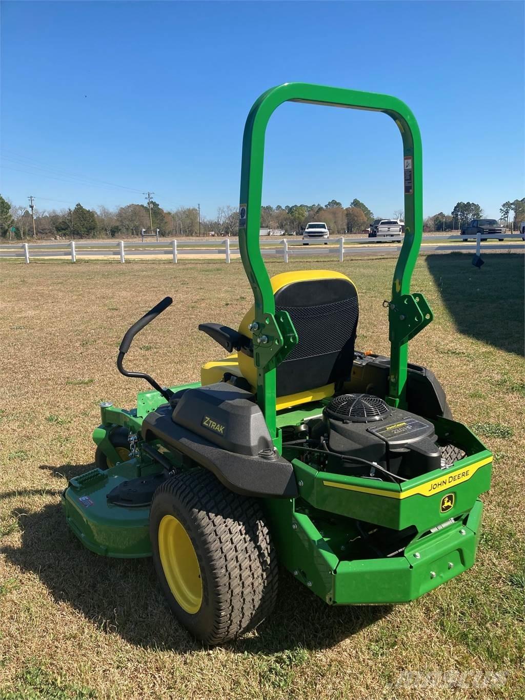 John Deere Z720E 零回转割草机