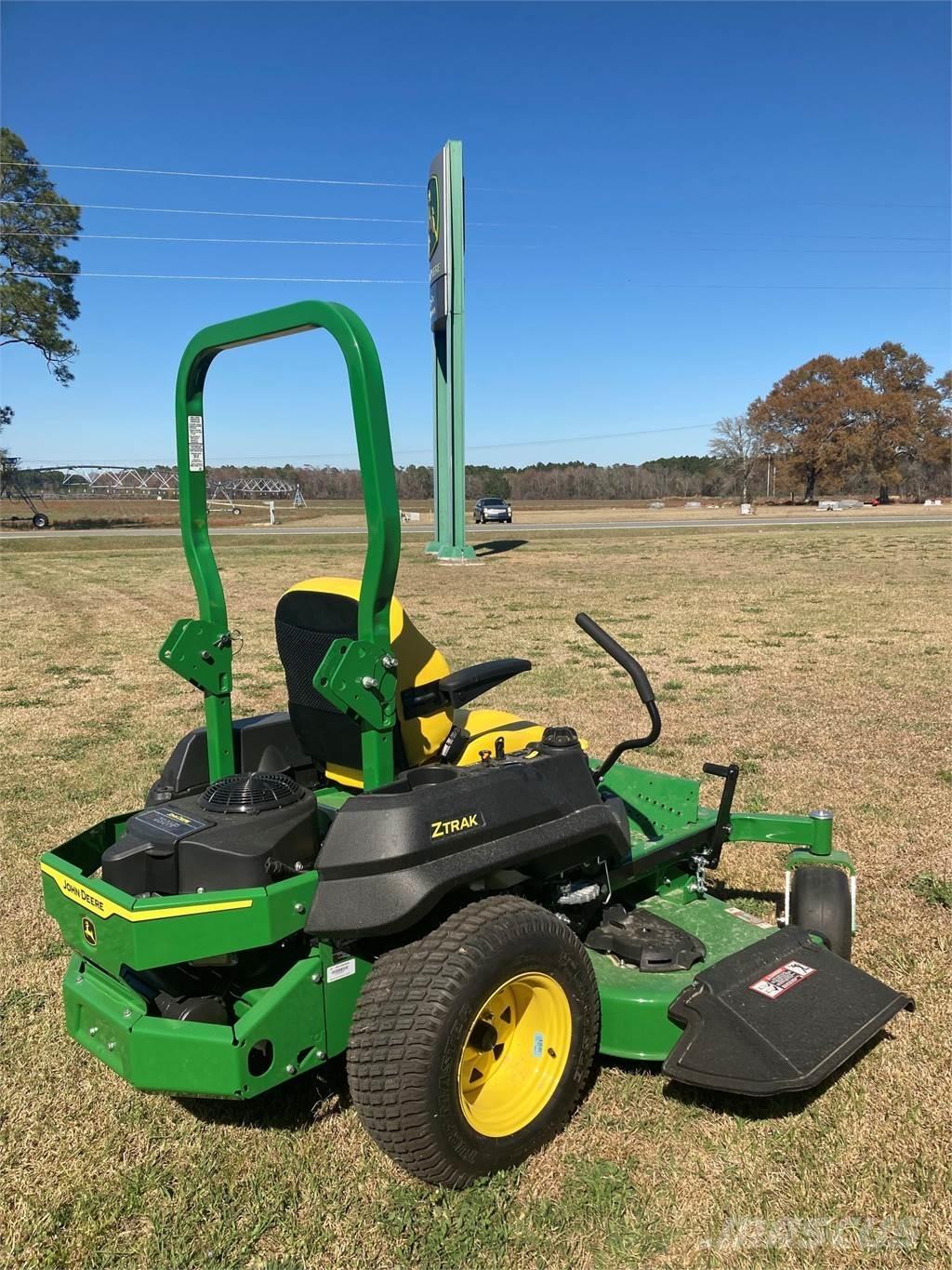 John Deere Z720E 零回转割草机