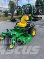 John Deere Z735E 零回转割草机