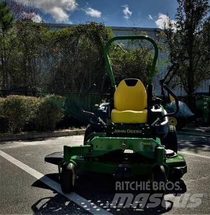John Deere Z915E 零回转割草机