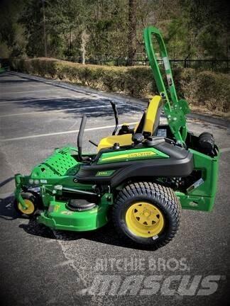 John Deere Z915E 零回转割草机