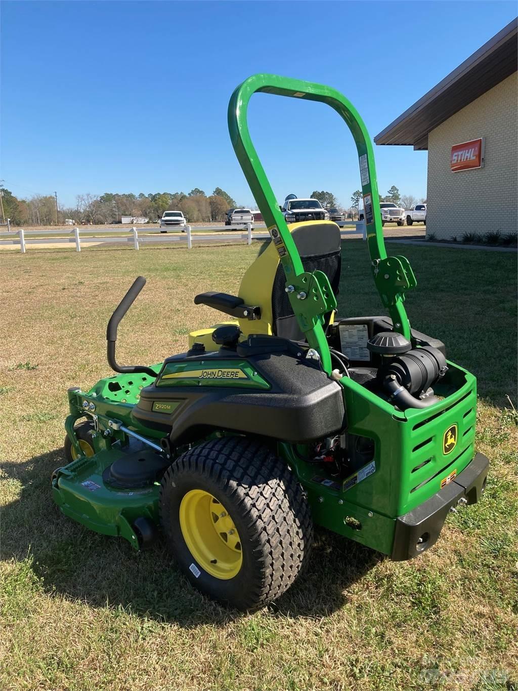 John Deere Z920M 零回转割草机