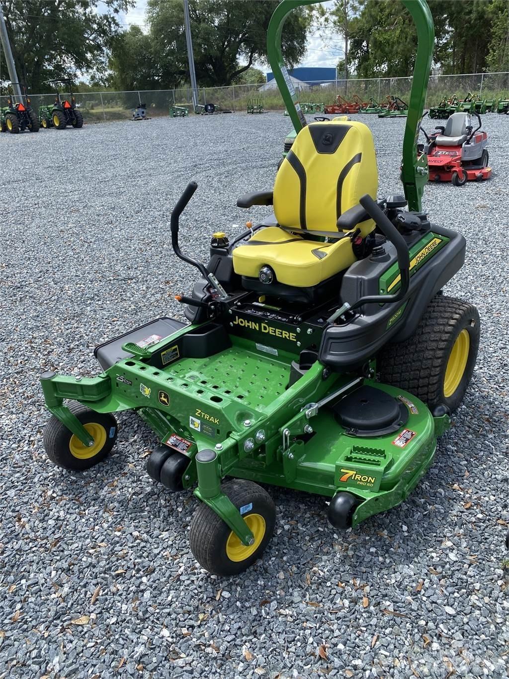 John Deere Z920M 零回转割草机