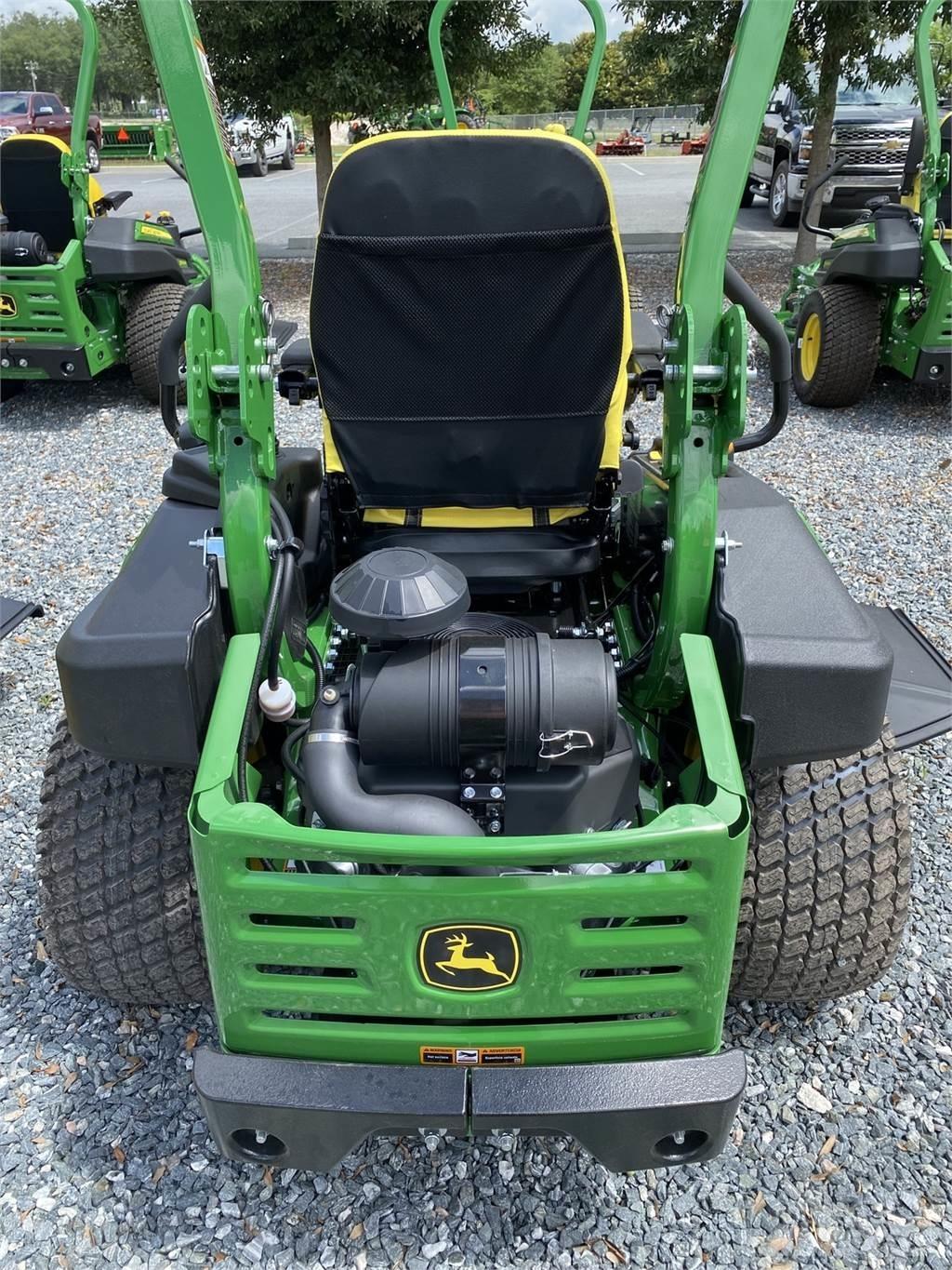 John Deere Z920M 零回转割草机