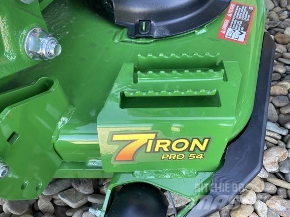 John Deere Z920M 零回转割草机