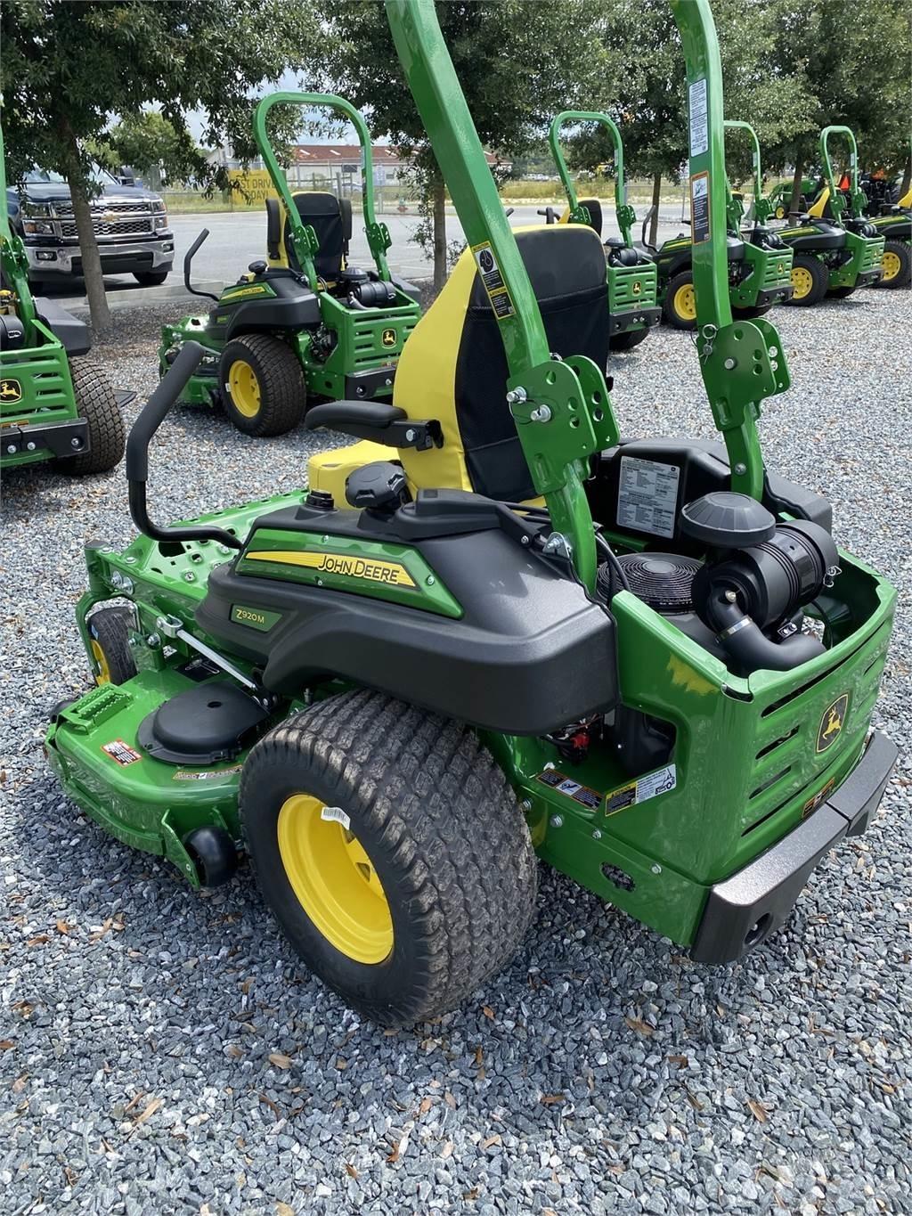 John Deere Z920M 零回转割草机