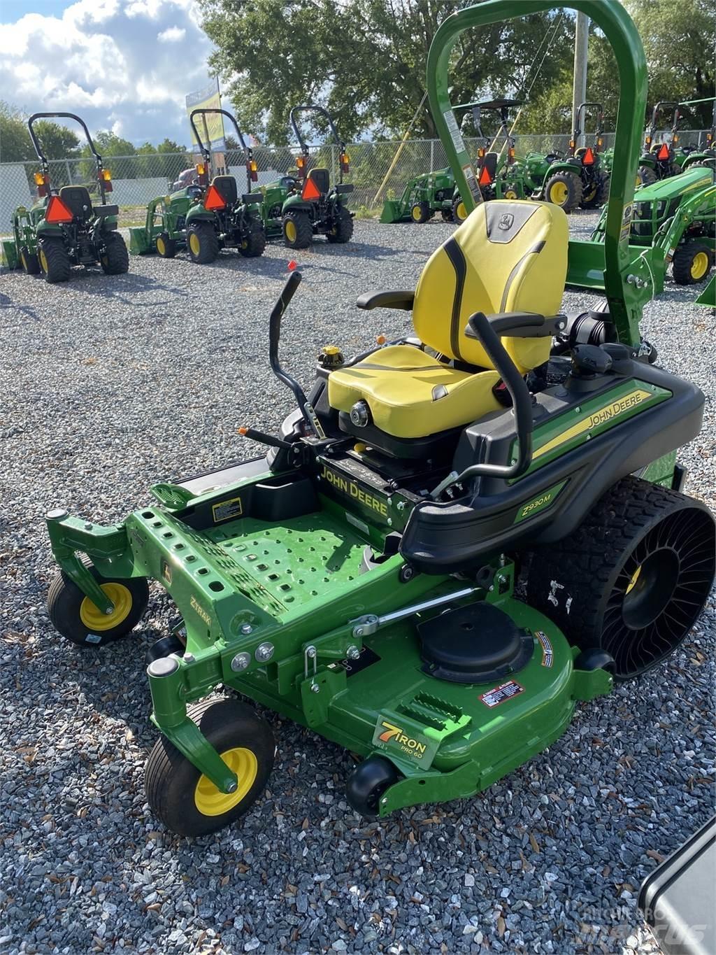 John Deere Z930M 零回转割草机