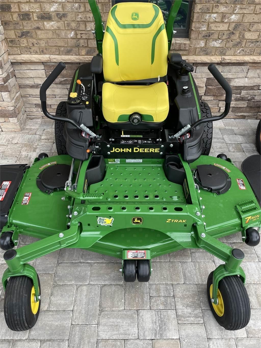 John Deere Z950M 零回转割草机