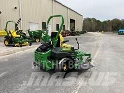 John Deere Z950R 零回转割草机