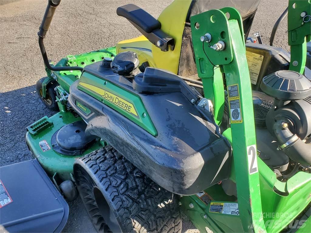 John Deere Z950R 零回转割草机