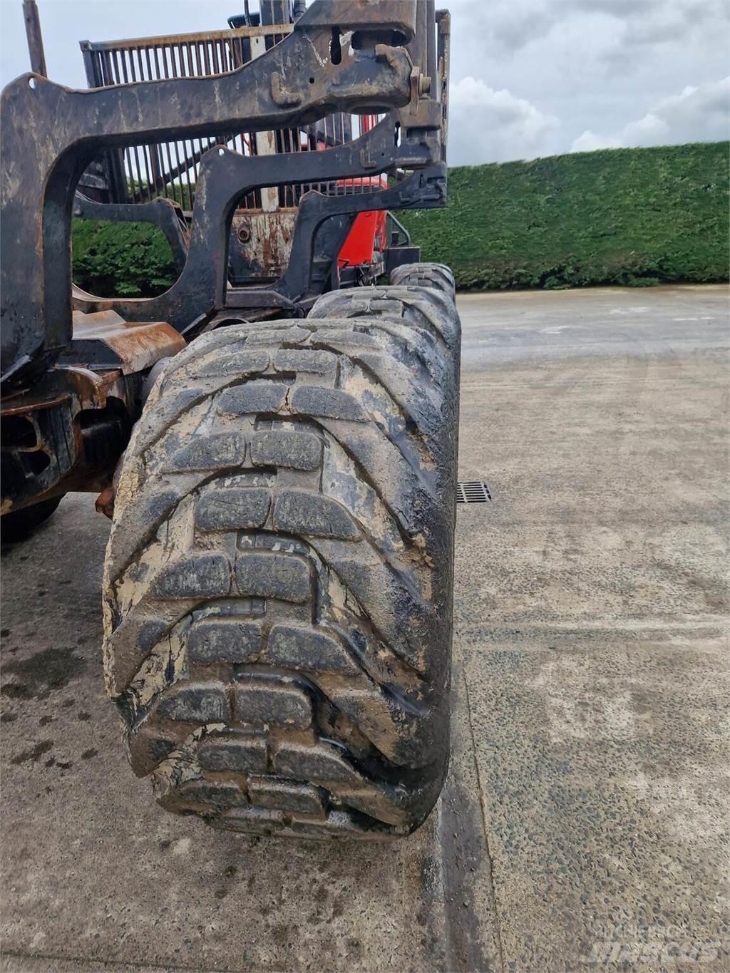Komatsu 855 集运机