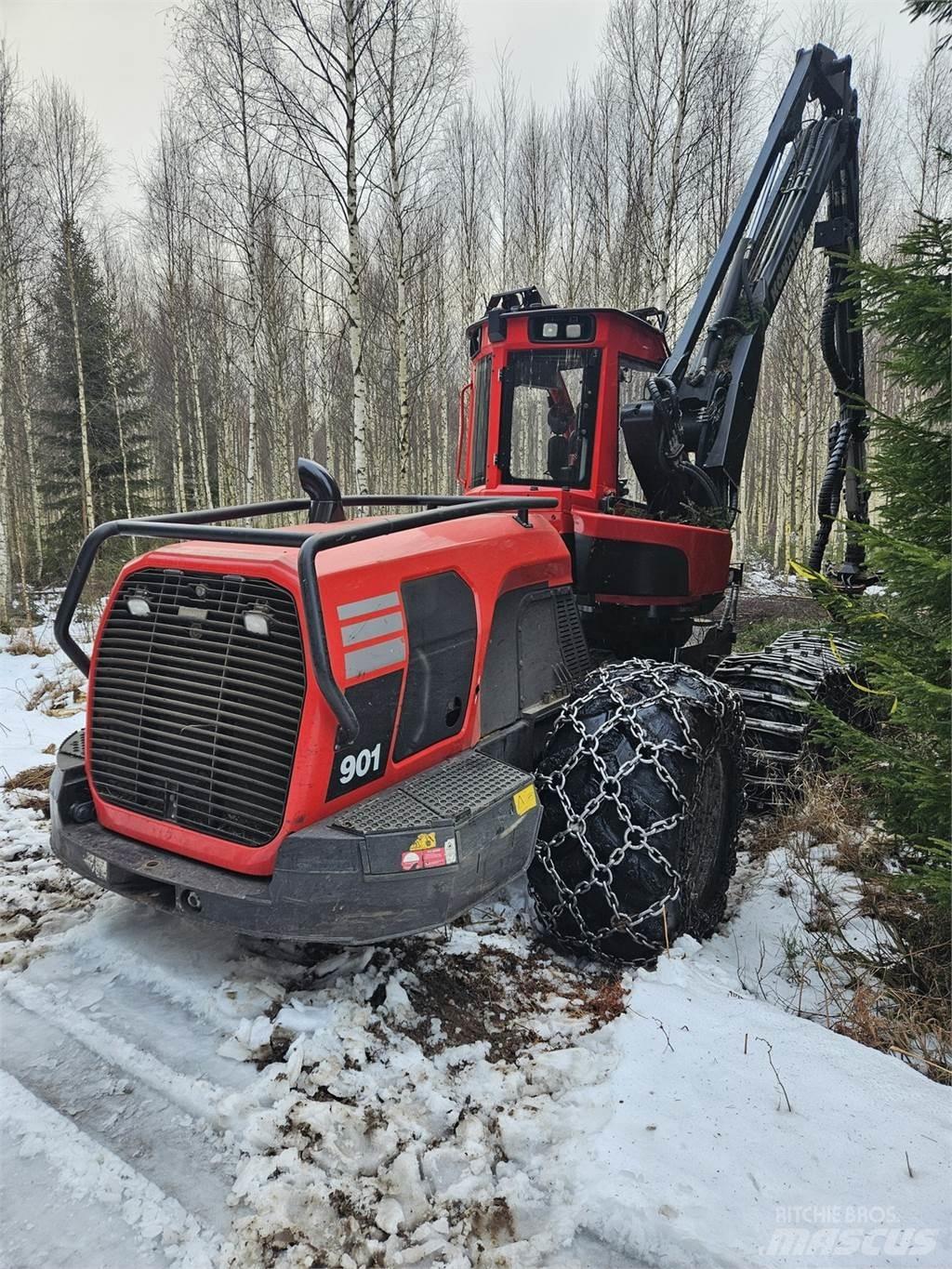 Komatsu 901 收割机
