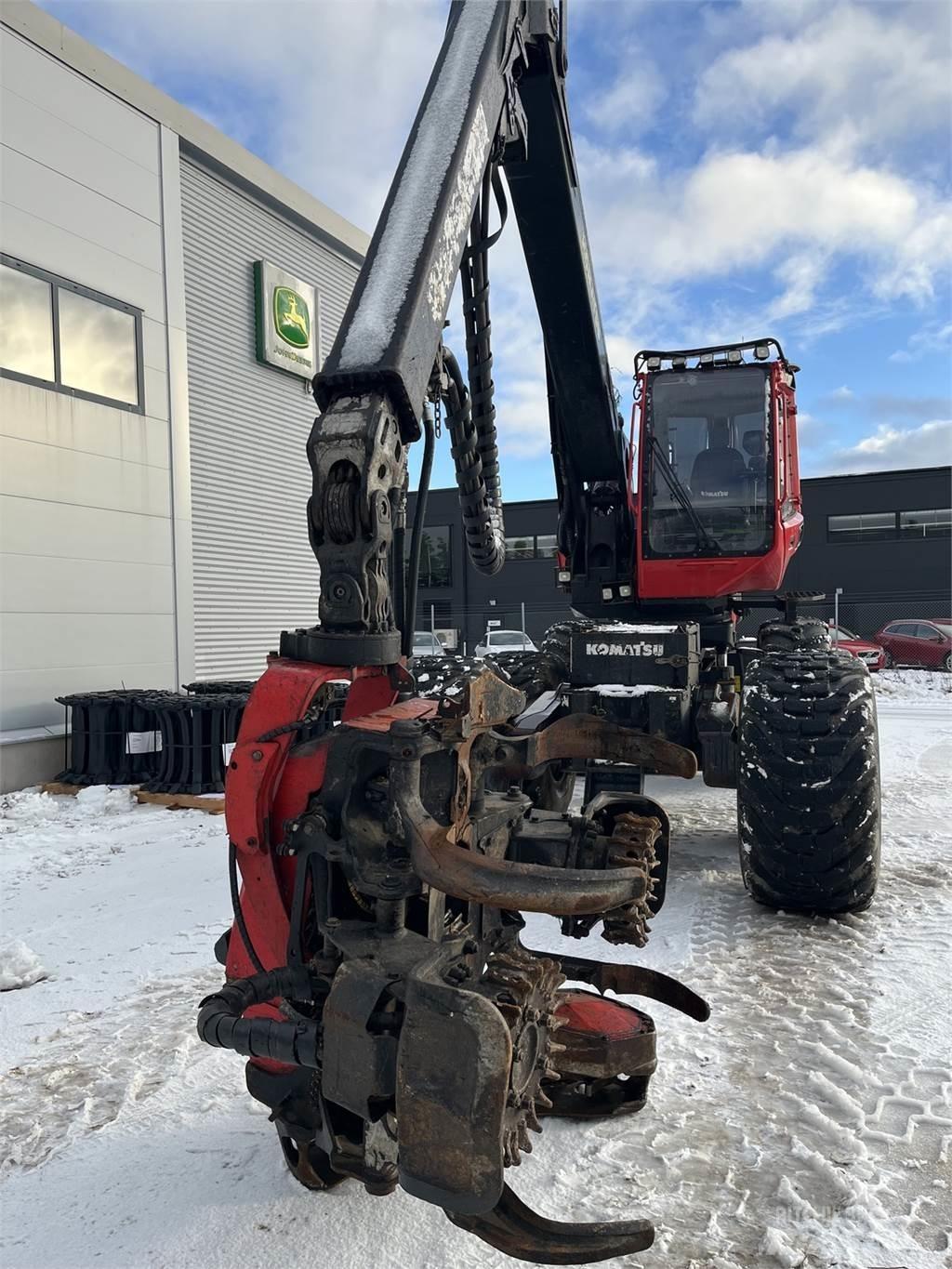 Komatsu 951 收割机