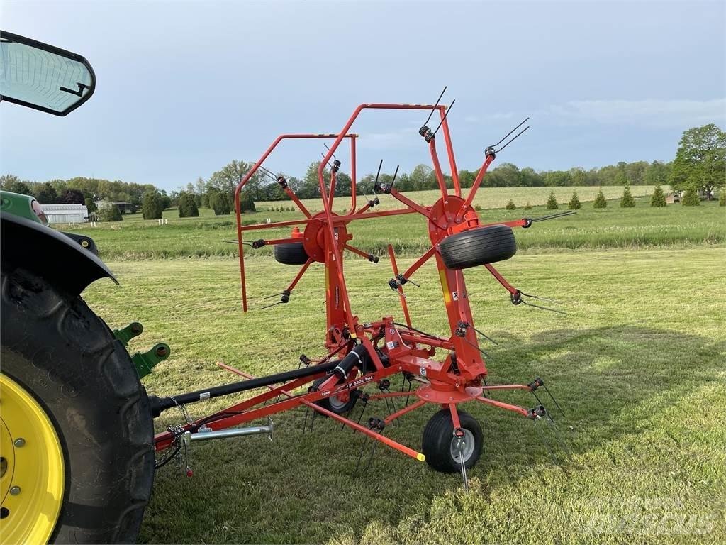 Kuhn GF5202THA 犁耙和摊草机
