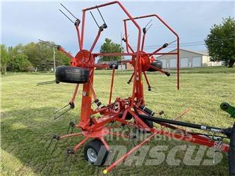 Kuhn GF5202THA 犁耙和摊草机