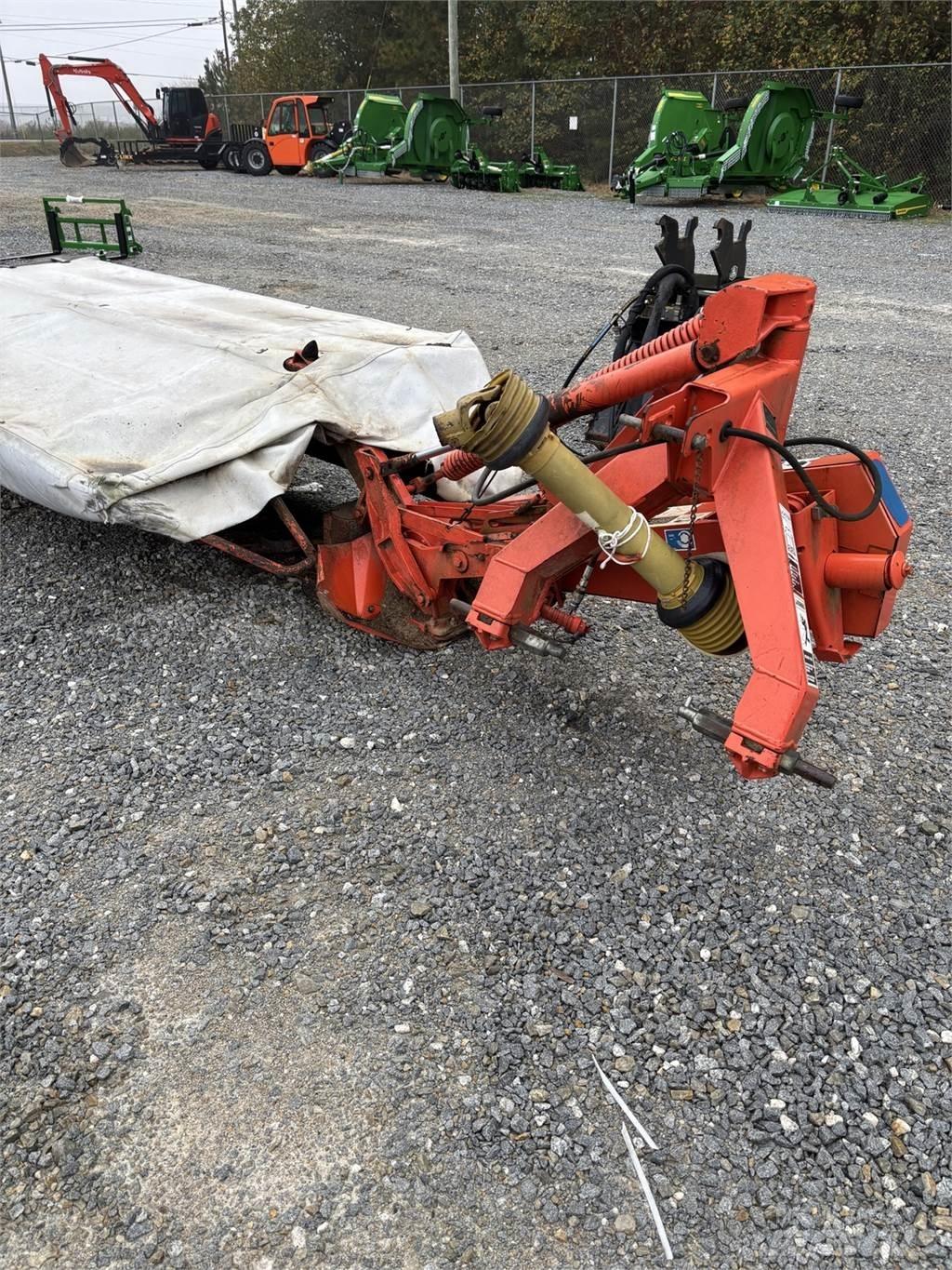 Kuhn GMD700 割草机