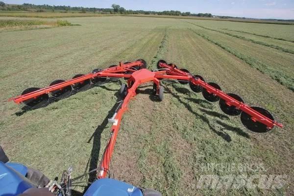 Kuhn SR314 犁耙和摊草机