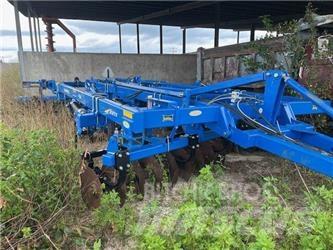 Landoll 2211-11 凿犁