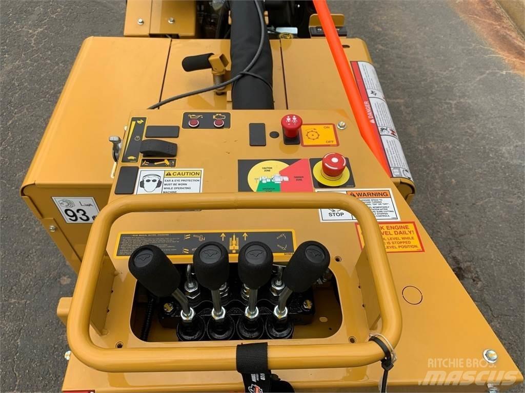 Rayco RG37T 木材粉碎机