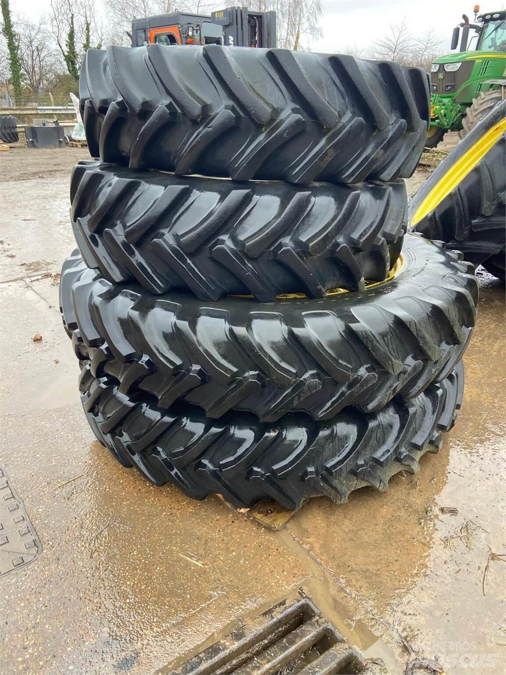  Row Crop Wheels 轮胎、车轮、轮圈
