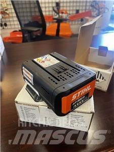 Stihl AP300S 高尔夫球车