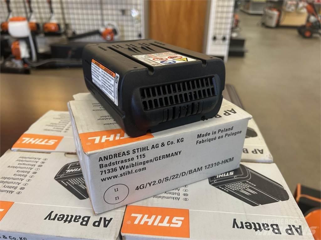 Stihl AP300S 高尔夫球车