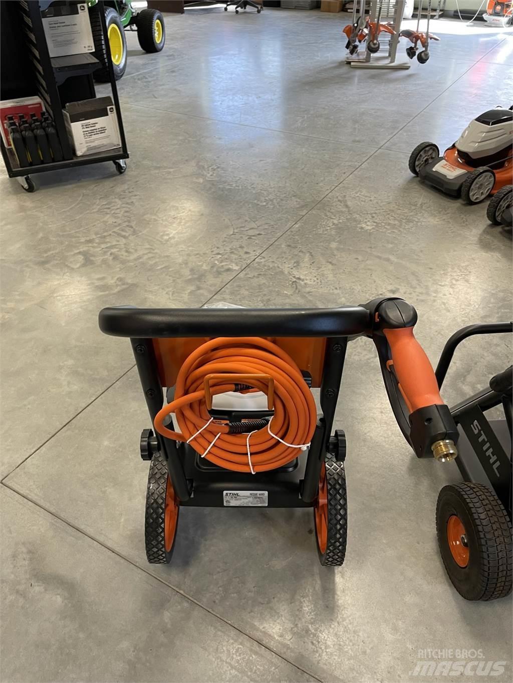Stihl RB200 高尔夫球车