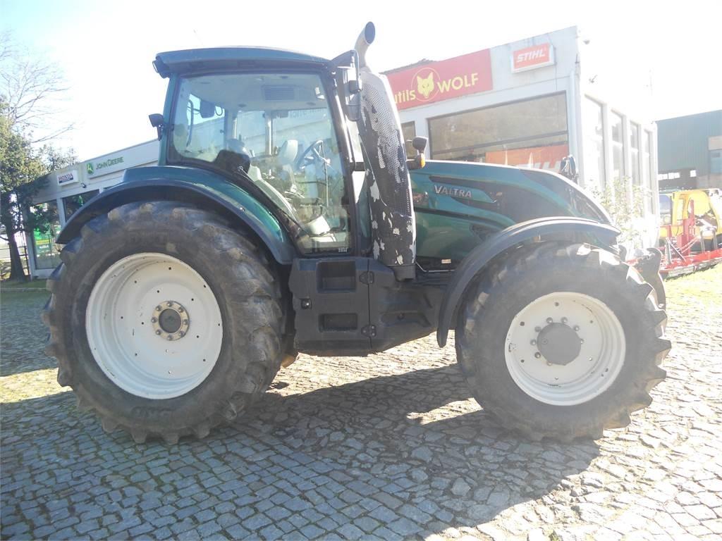 Valtra T174 拖拉机/农用车