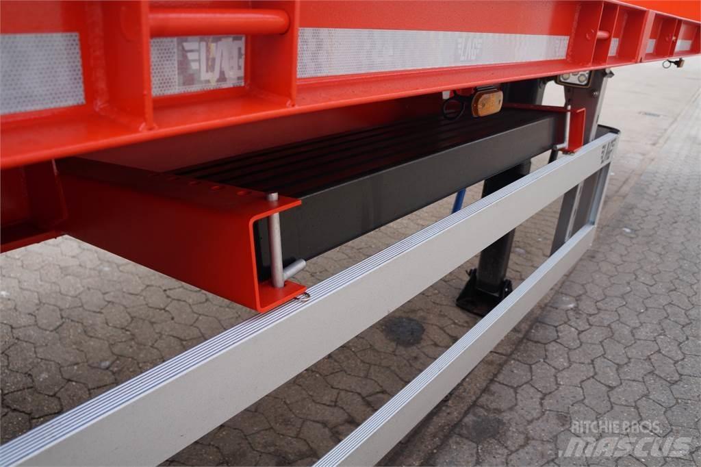 LAG  平板半挂车\侧翻自卸半挂车