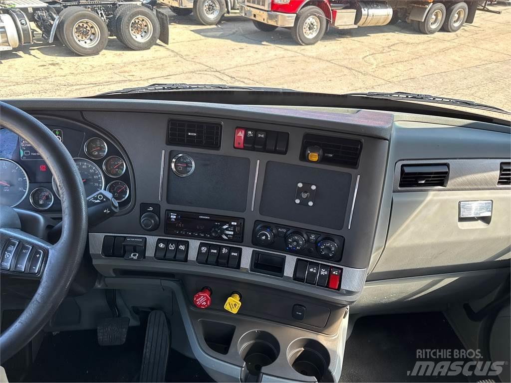 Kenworth T680 牵引车