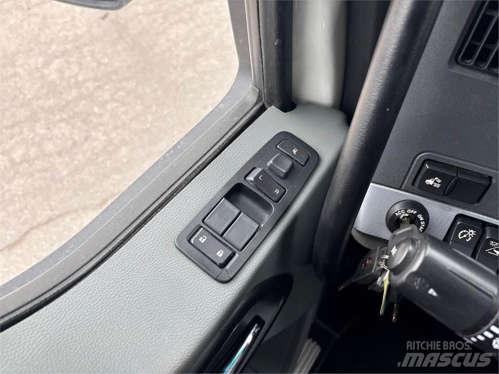Kenworth T680 牵引车