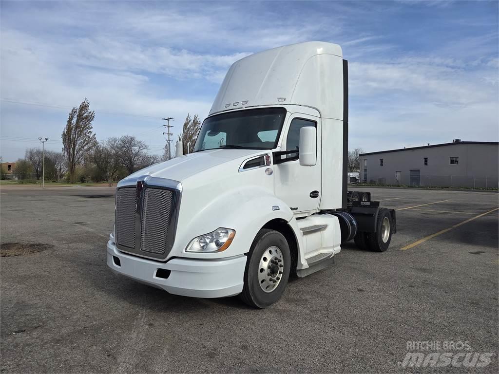 Kenworth T680 牵引车