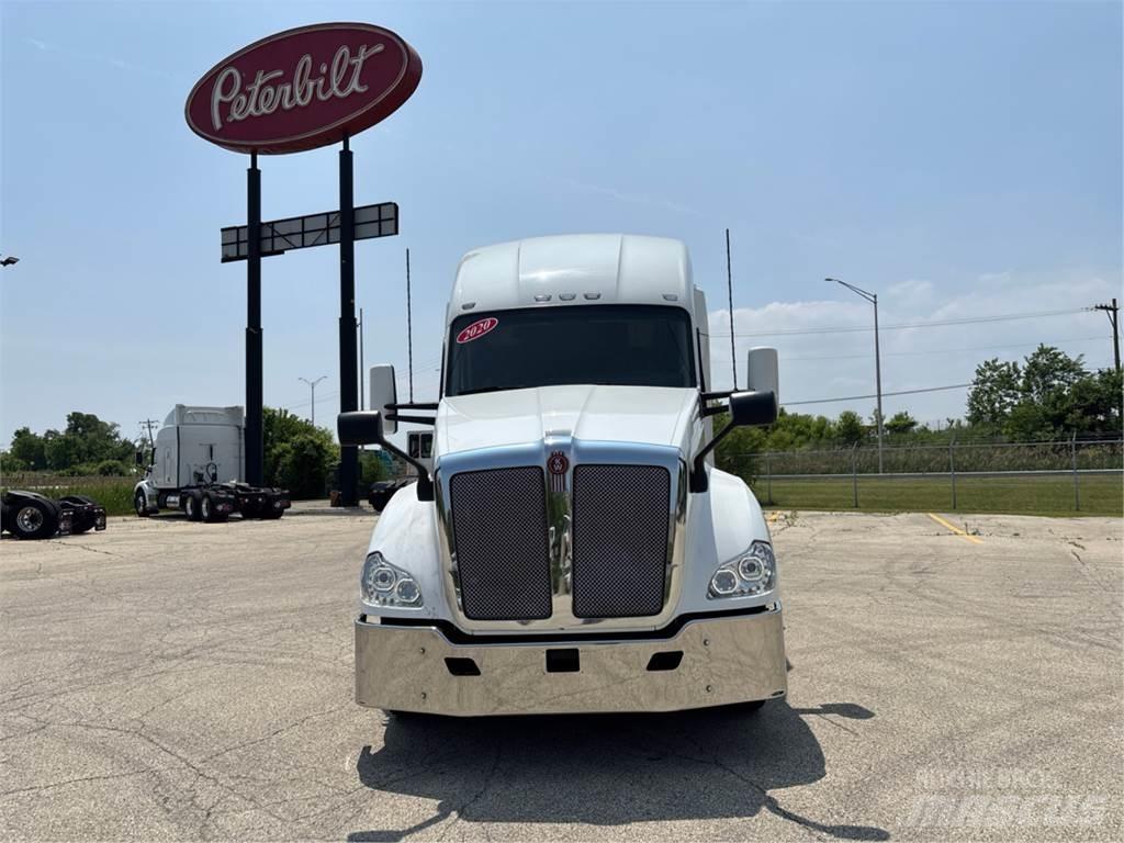 Kenworth T680 牵引车
