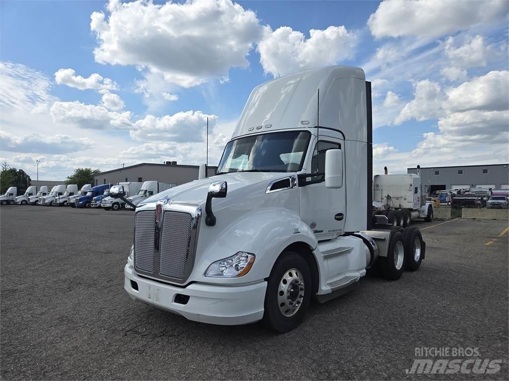 Kenworth T680 牵引车