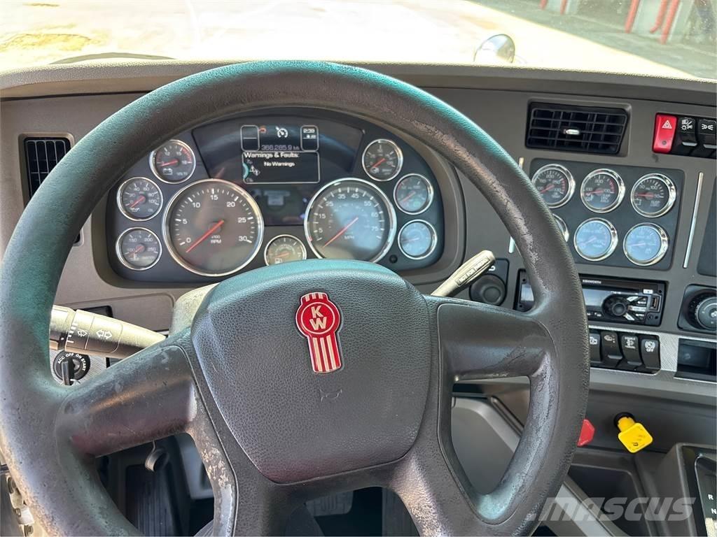 Kenworth T680 牵引车