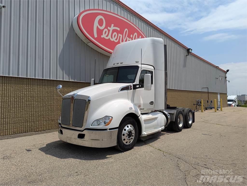 Kenworth T680 牵引车