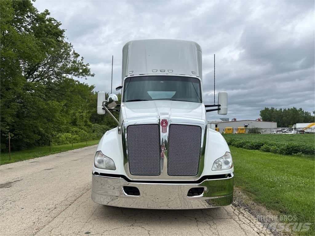 Kenworth T680 牵引车