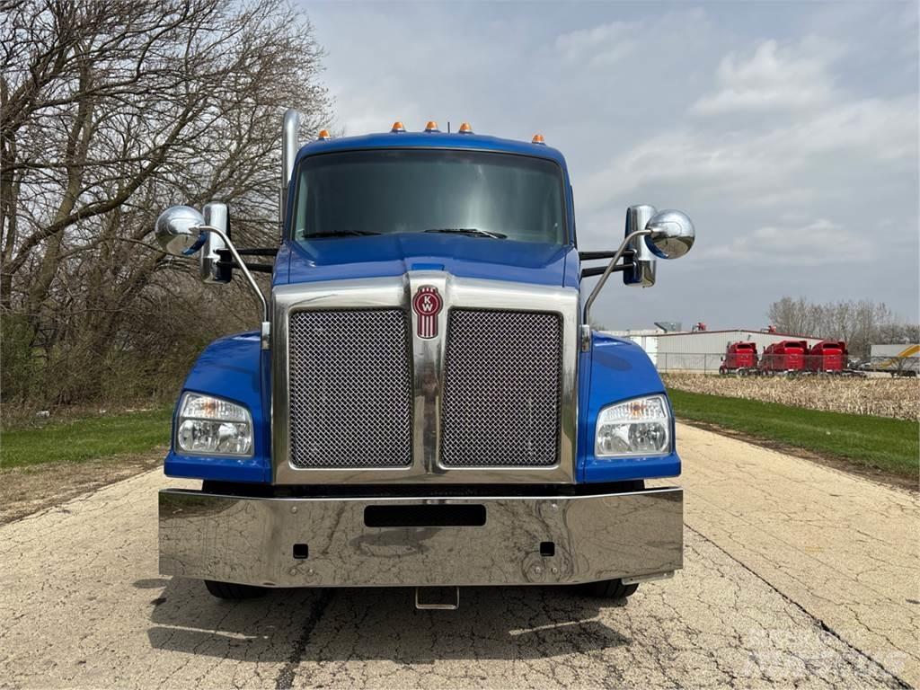 Kenworth T880 牵引车