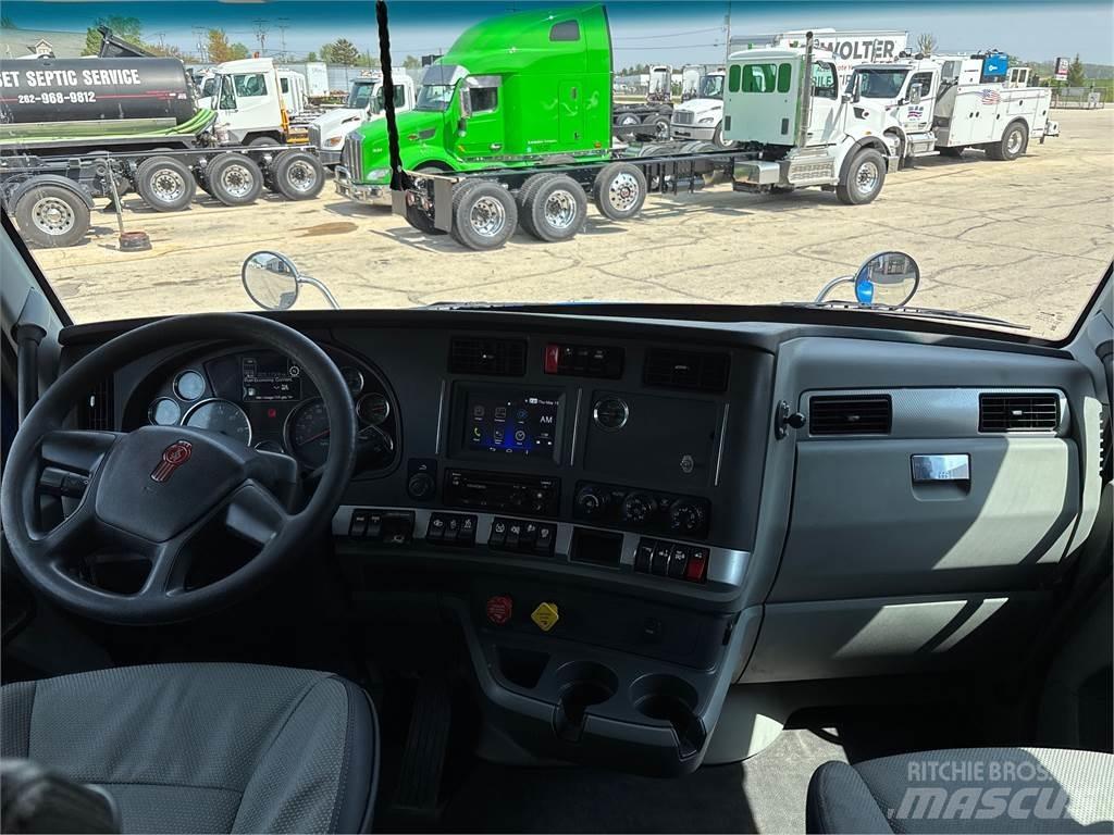 Kenworth T880 牵引车