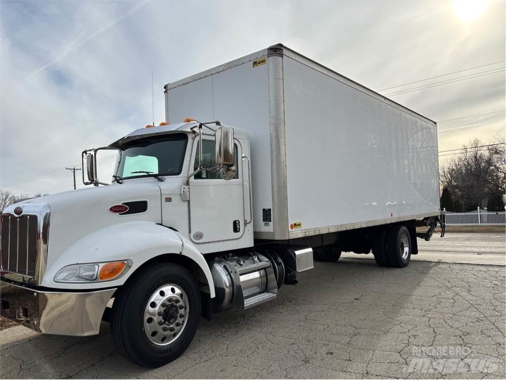 Peterbilt 337 厢式货车